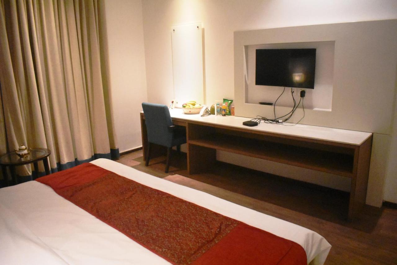 Lemonwood Suites By F9 Hotels - Trivoli Garden Chhatarpur Nowe Delhi Zewnętrze zdjęcie