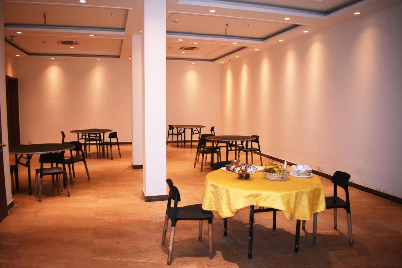Lemonwood Suites By F9 Hotels - Trivoli Garden Chhatarpur Nowe Delhi Zewnętrze zdjęcie